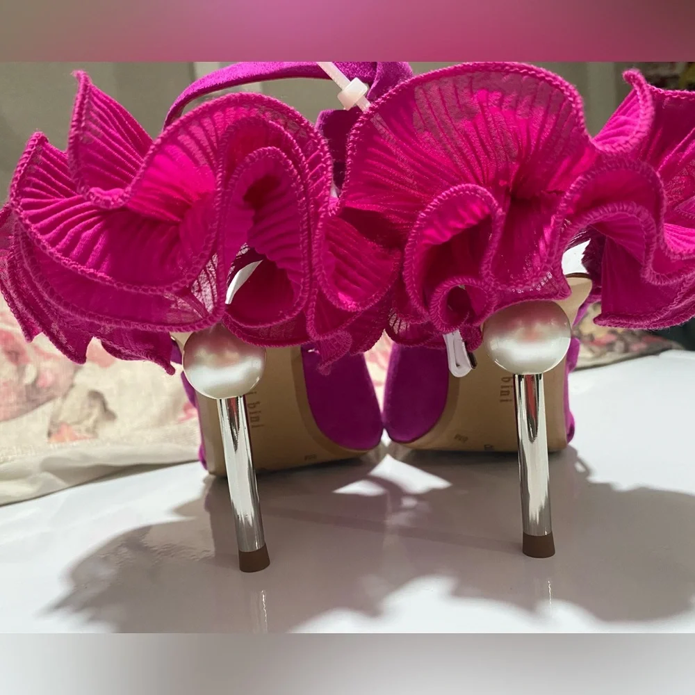 Gianni Bini Pink Heels with Ruffle Detail - Picture 7 of 15